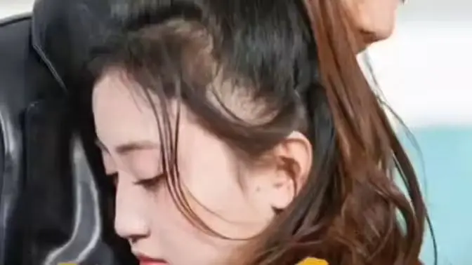 《新版：龙霸天下》：硬汉的铁血柔情与救赎之路，回归朴素生活！